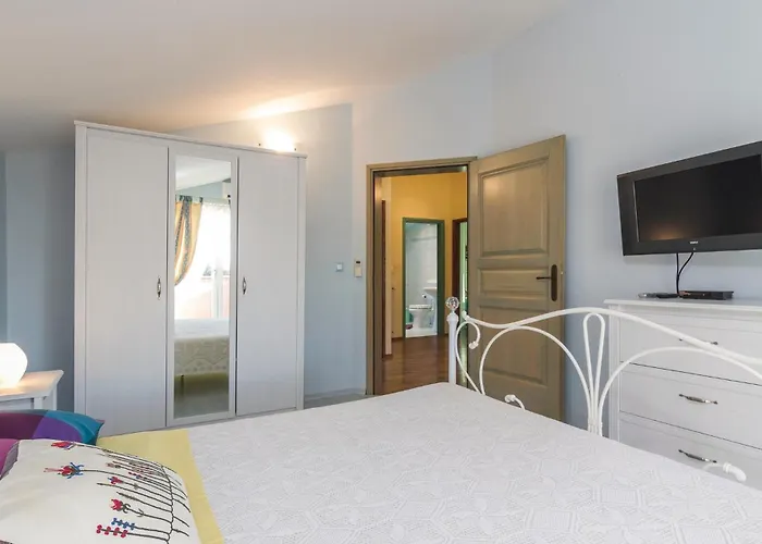 Gorgeous In Nova Vas (Porec)