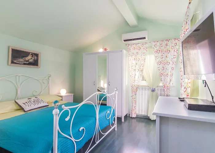 Gorgeous In Nova Vas (Porec)