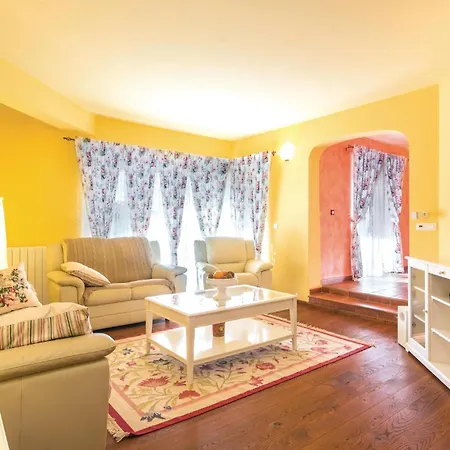 Casa vacanze Lovely In Nova Vas (Porec)