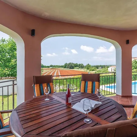 Holiday home In Nova Vas With Heated Swimming Pool *
